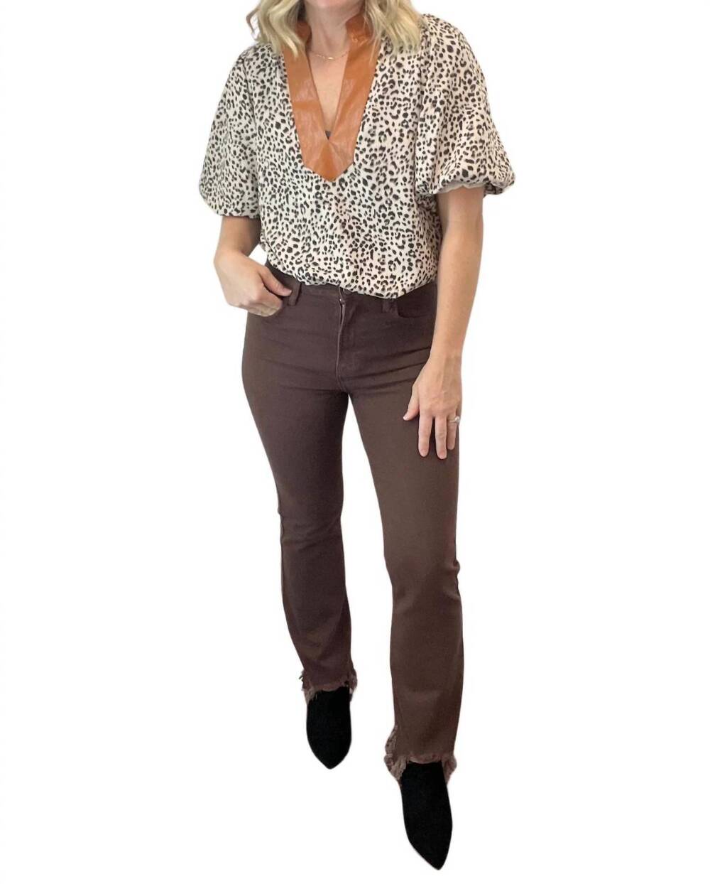 NEW HIDDEN happi cropped flares pants in chocolate